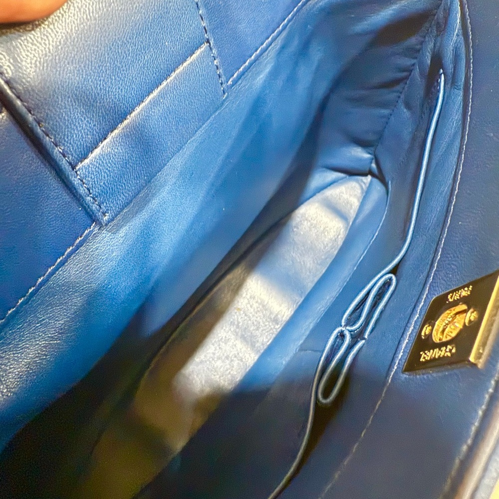 Chanel Royal Blue Quilted Shoulder Bag - Picture 8 of 10